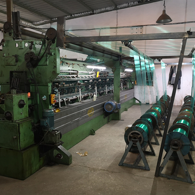 Máquina de Rede de Sombreamento Tipo Nó E14 Máquina de Fazer Rede Raschel com Suporte Online