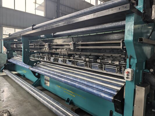 Máquina de Tricô por Urdição de Alta Eficiência para Fabricação de Redes de Segurança